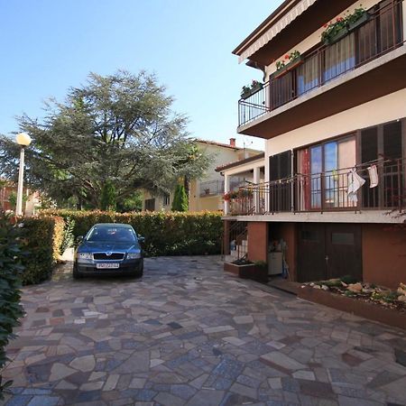 Apartments With A Parking Space Umag - 7666 Exterior foto