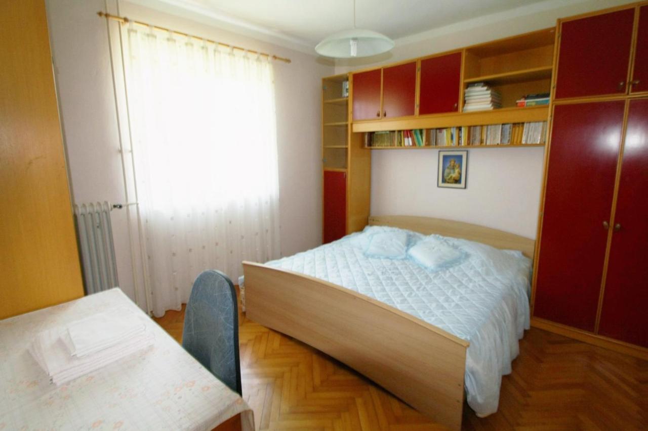 Apartments With A Parking Space Umag - 7666 Exterior foto